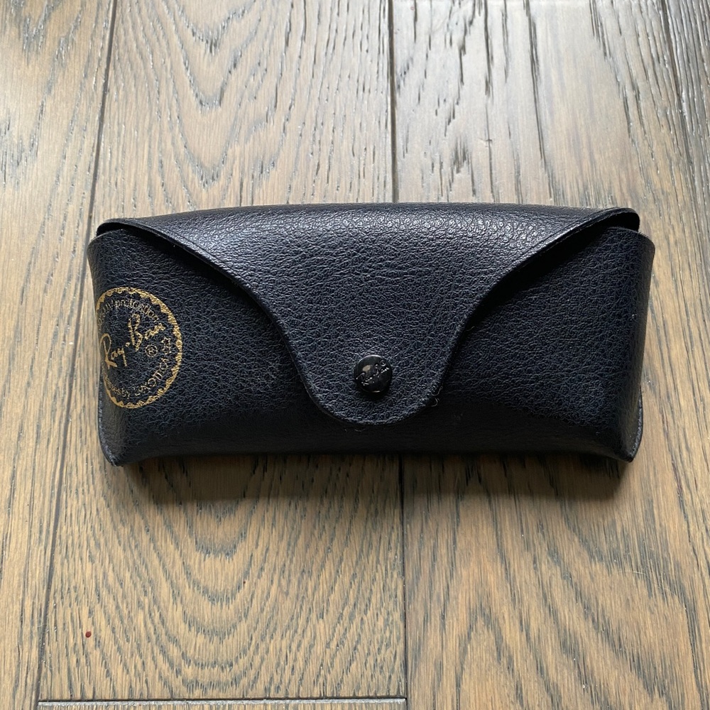 Ray Ban Case